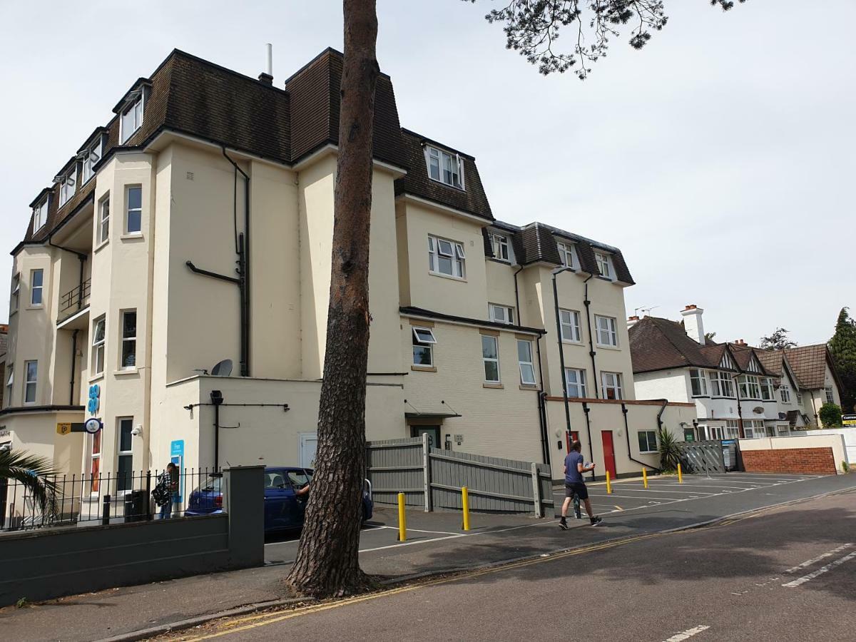 Close To Beach And Town Square Bournemouth Exterior photo